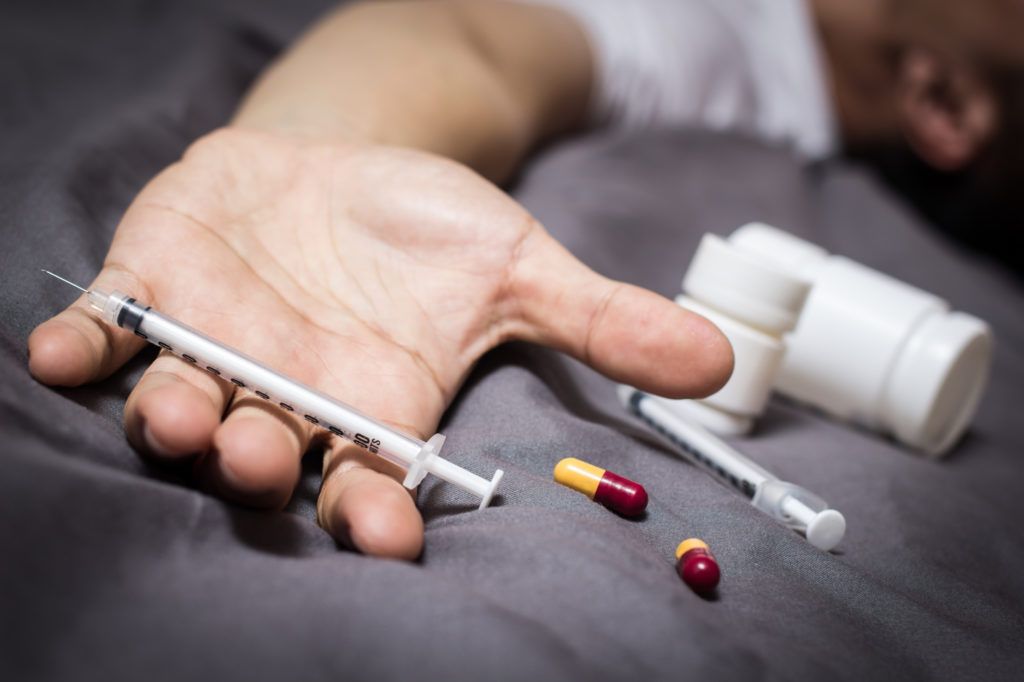 Лечение наркомании в Чебаркуле: борьба с опасным недугом
